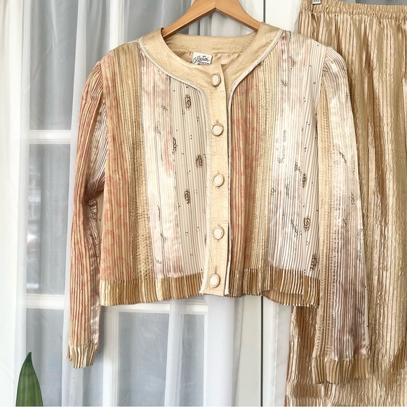 Jeanne Marc Vintage Pleated Blazer Jacket and Laser Cut Skirt Set Sz Medium - Picture 2 of 16